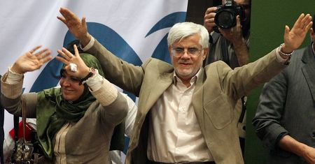 Iran: Opozycyjny kandydat Mohammad Reza Aref wycofał się z wyborów