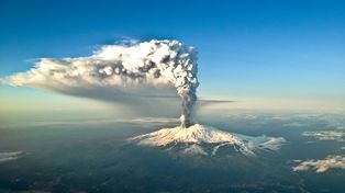 Etna emituje więcej dwutlenku węgla niż cała Unia? To fałszywy przekaz