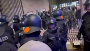 Niemcy. Ponad 50 osób rannych w starciu z policji z kibicami