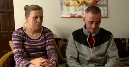"Chłopaki do wzięcia". Spakowała jego rzeczy i kazała się wynosić. Znów przepraszał