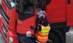 Dover. Polscy medycy już na miejscu. Robią testy kierowcom czekającym na wyjazd z Wlk. Brytanii do Francji