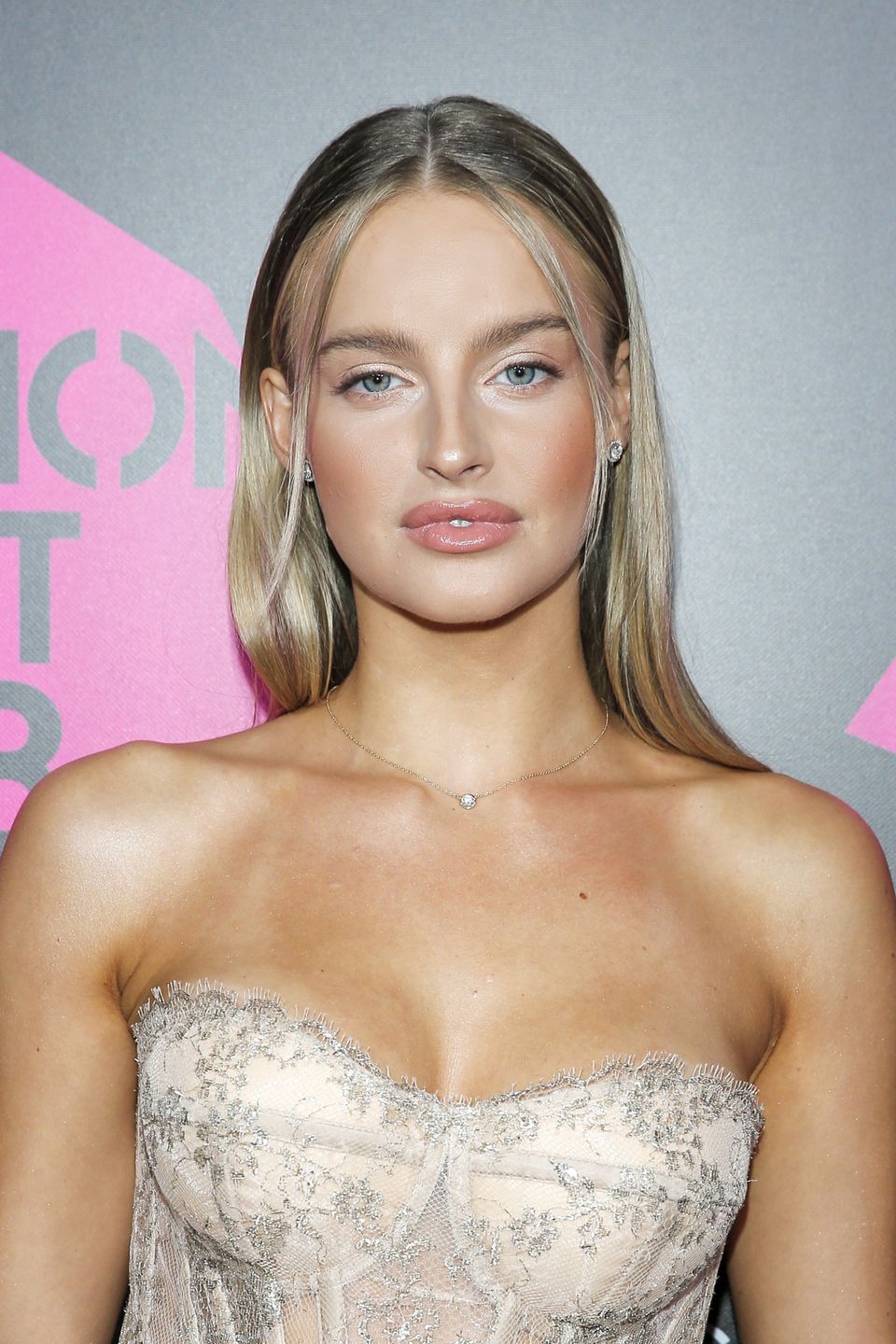 Karolina Pisarek-Salla