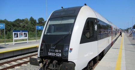 We wrześniowe weekendy będzie więcej pociągów z Trójmiasta na Hel