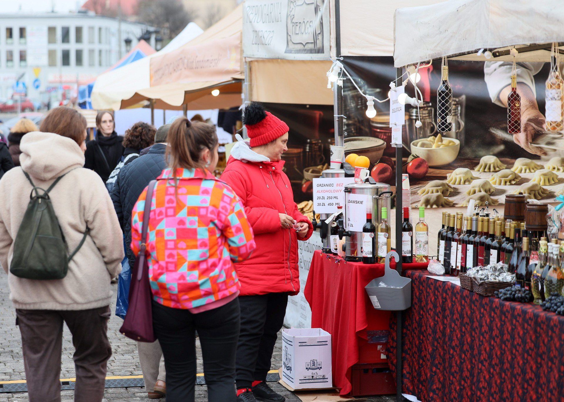 Lublin w czekoladzie i nie tylko. Wyjątkowe smaki na Festiwalu Czekolady na placu Zamkowym.