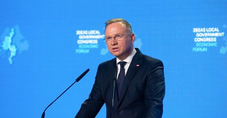 Duda uderza w Tuska. "Musi wykonać 'tajny plan' Berlina?"