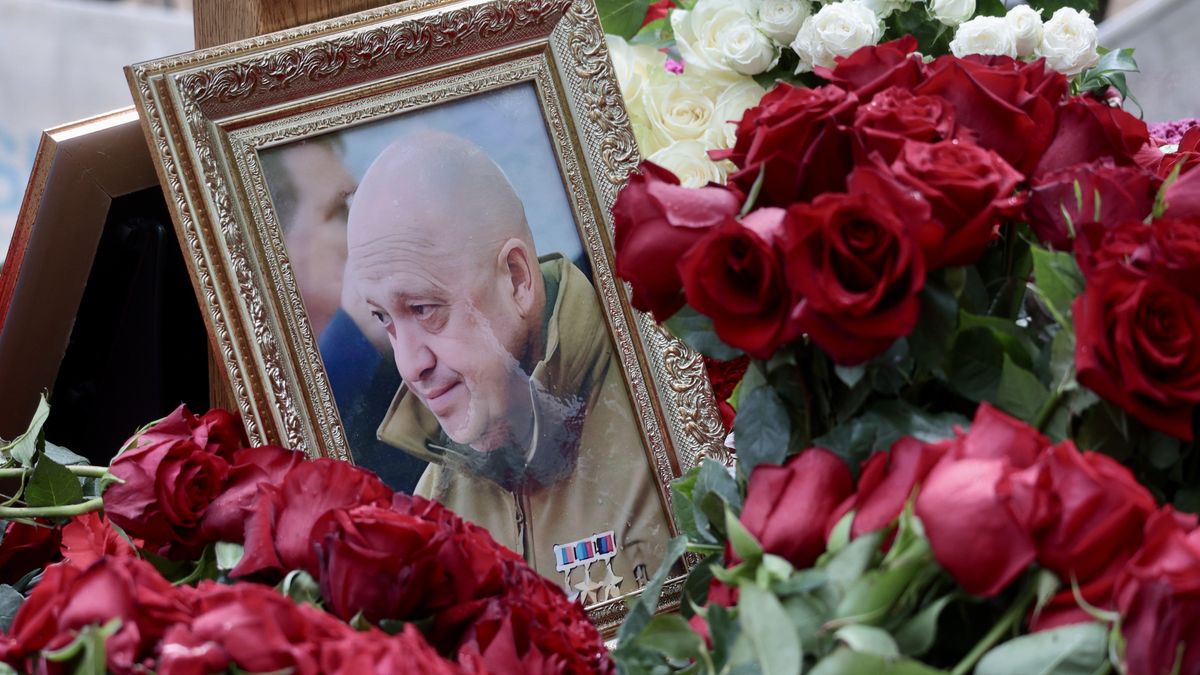 SAINT PETERSBURG, RUSSIA - AUGUST 30: A view of a portrait placed on the grave of Yevgeny Prigozhin, who died in a plane crash, in Saint Petersburg, Russia on August 30, 2023. (Photo by Stringer/Anadolu Agency via Getty Images)