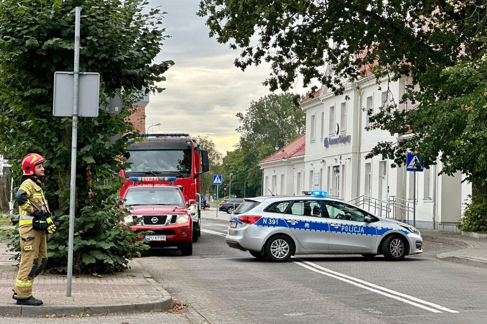 Ewakuacja w centrum Władysławowa. Zagrożone były szkoła i dworzec