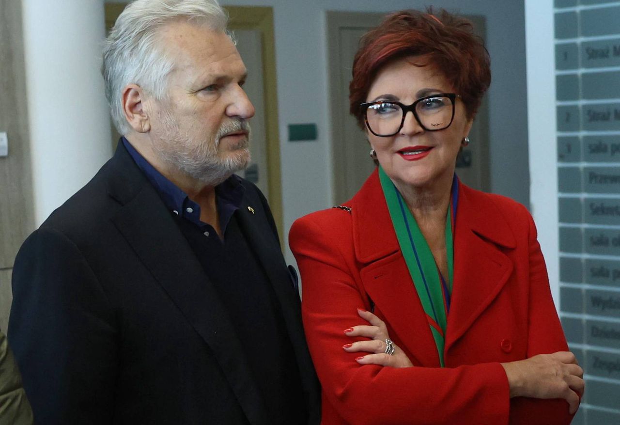 Kwaśniewscy wyjechali do USA. Amerykański milioner pokazał wspólne zdjęcie