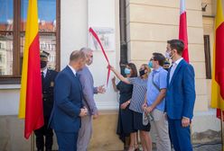 Warszawa. Odsłonięto tablicę upamiętniającą działanie Wojskowego Gubernatorstwa Warszawy