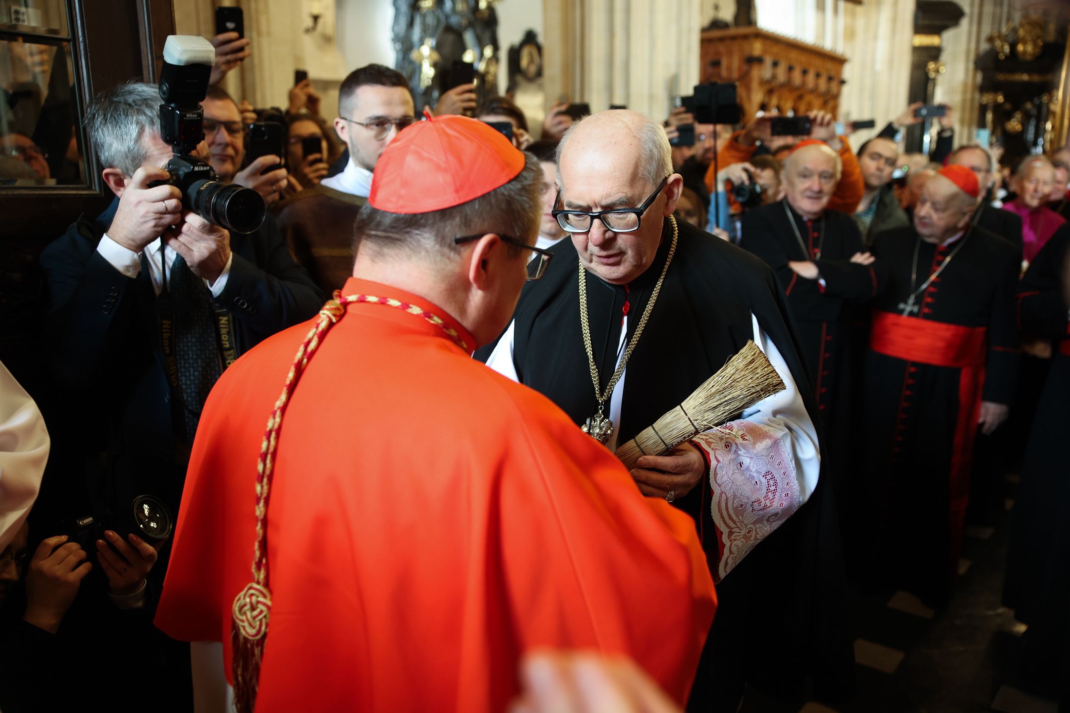 Ingres kardynała Grzegorza Rysia na metropolitę