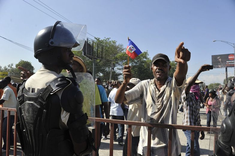 Autobus spadł z klifu. 17 zabitych na Haiti