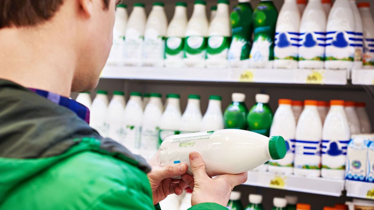 Mleko bez laktozy ma nieco inną barwę