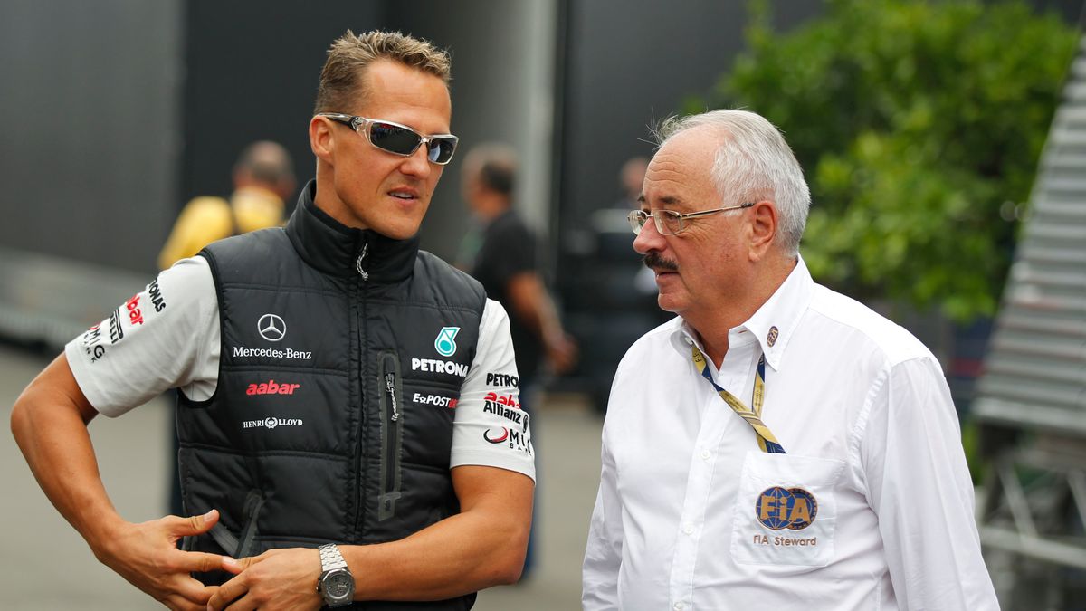 Michael Schumacher (po lewej) w czasach startów w Mercedesie