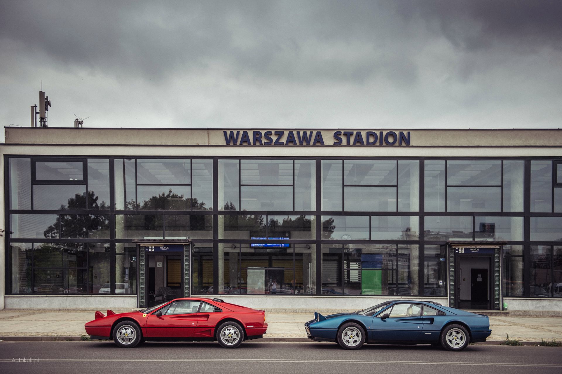 Ferrari 308 GTB (1989) vs Ferrari GTB Turbo (1989) (fot. Błażej Żuławski)