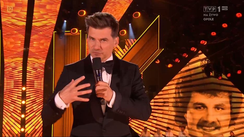 Tomasz Kammel był gospodarzem koncertu TVP ku pamięci Krzysztofa Krawczyka