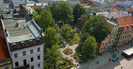 Park zamiast Dworu Artusa. Czas zburzyć niepasujący gmach? Brzmi absurdalnie. Ale właśnie o to chodzi