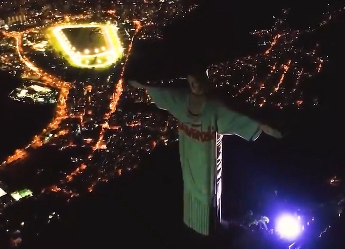 Niesamowity widok. Chrystus z Rio de Janeiro z polskim akcentem