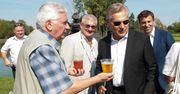 Którego polityka Polacy zaprosiliby na grilla i piwo? Wybór mógł być tylko jeden