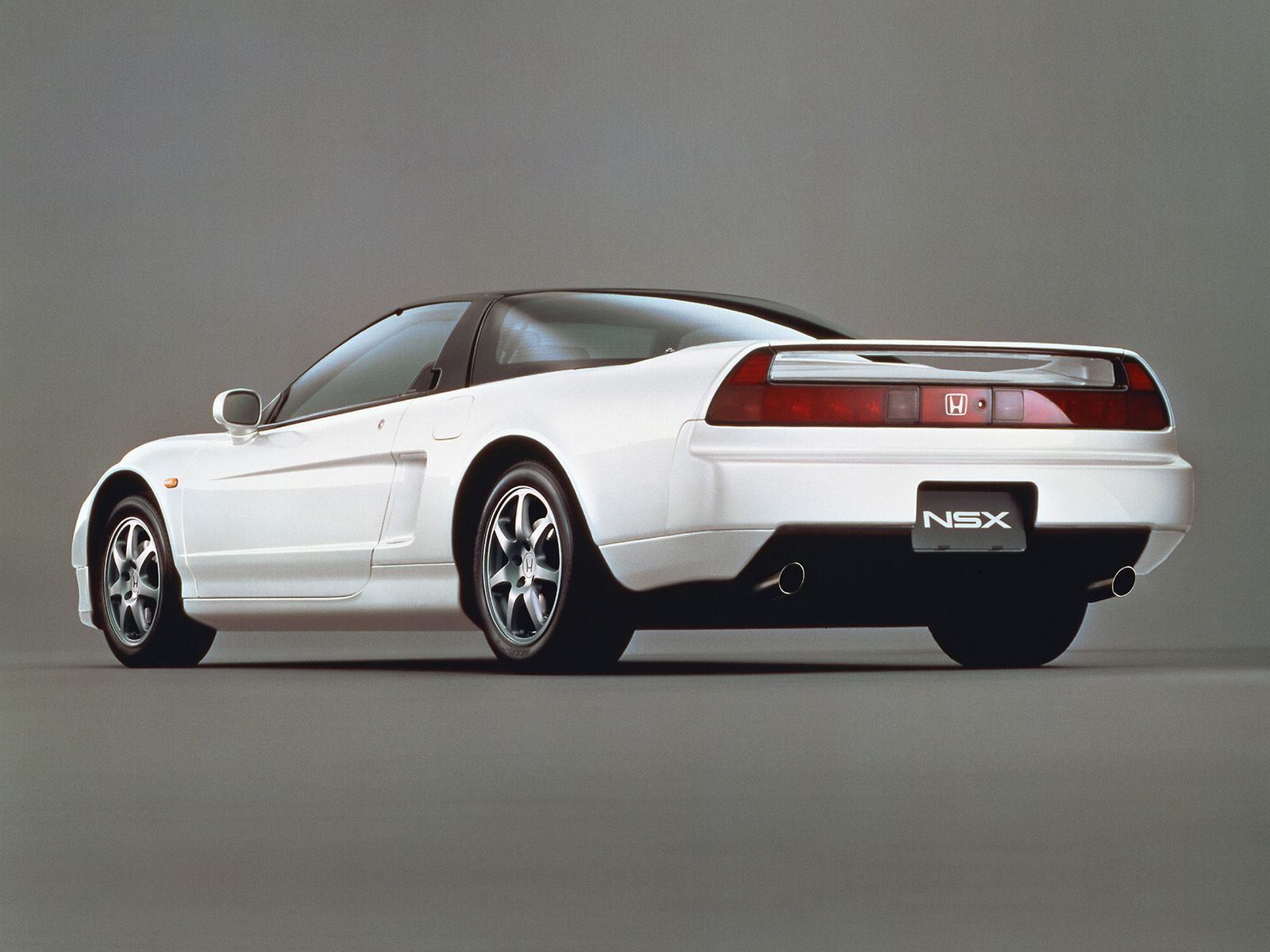 Honda NSX - wspomnienie japońskiego wzorca [galeria zdjęć] 17