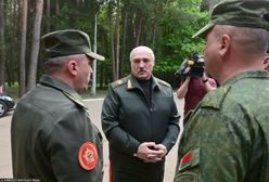 Łukaszenka straszy szykowaniem się do wojny. "Kupa złomu"