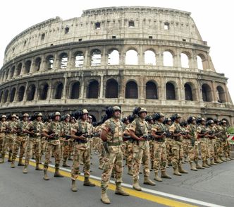 Włochy: Nie chcą parady wojskowej