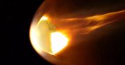 Sonda Hayabusa 2 ląduje. Po raz drugi w historii na Ziemię trafią próbki asteroidy