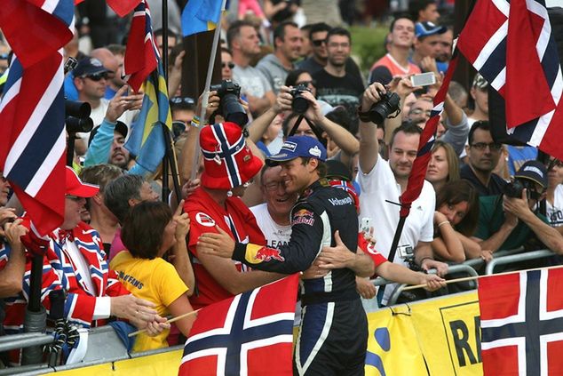 Dumni Norwegowie (fot. PAP/EPA)