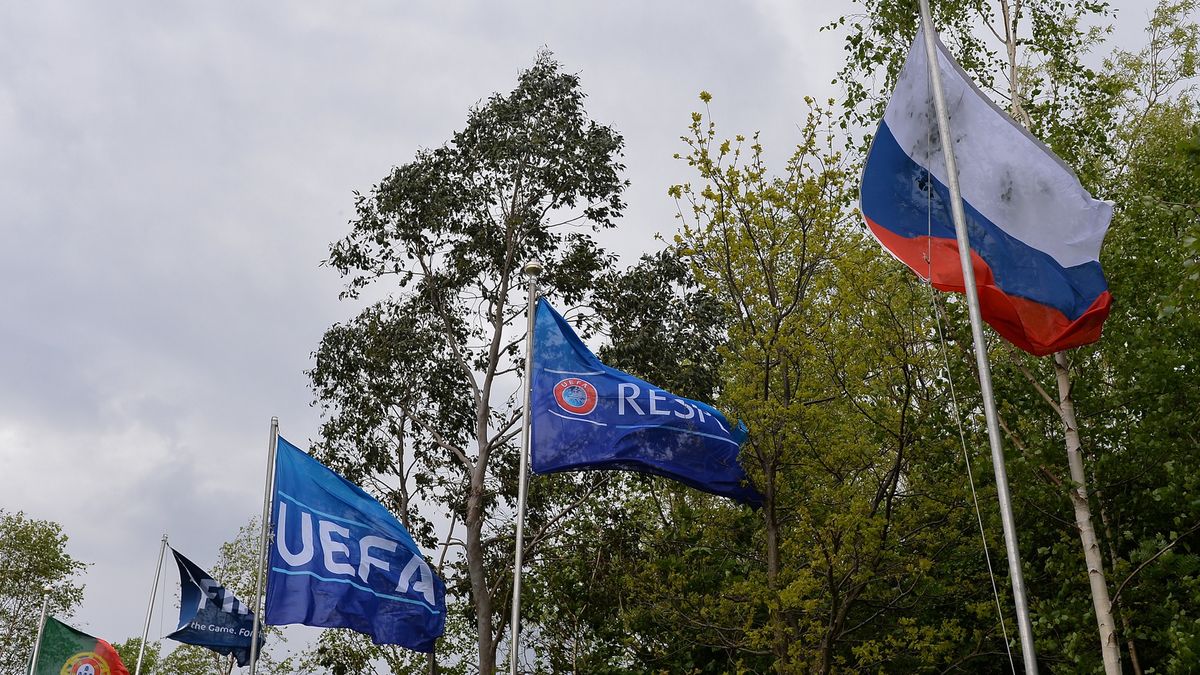 Zdjęcie okładkowe artykułu: Getty Images / Sam Barnes/Sportsfile / Rosjanie mają za nic decyzję UEFA