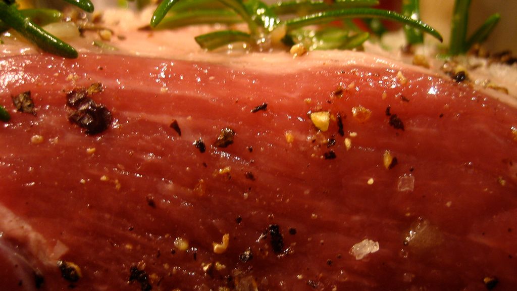 Surowa łata z jagnięciny nowozelandzkiej bez kości (samo mięso)