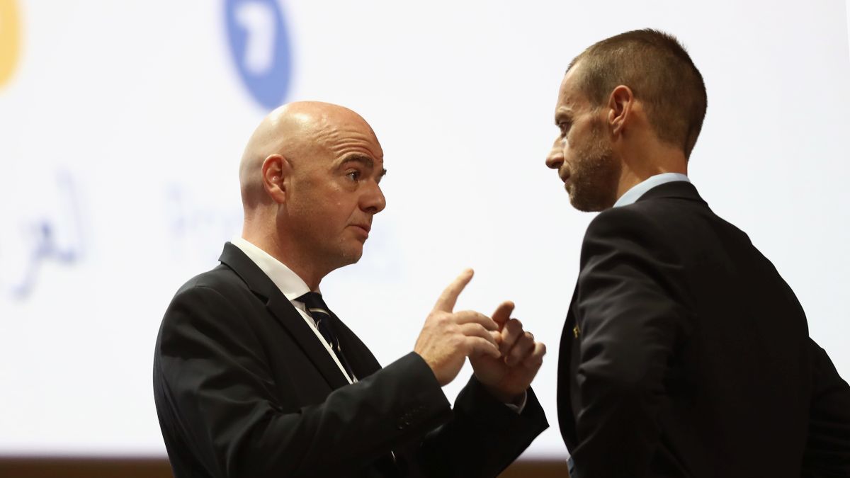 Zdjęcie okładkowe artykułu: Getty Images / Alexander Hassenstein - FIFA / Na zdjęciu od lewej: Gianni Infantino i Aleksander Ceferin