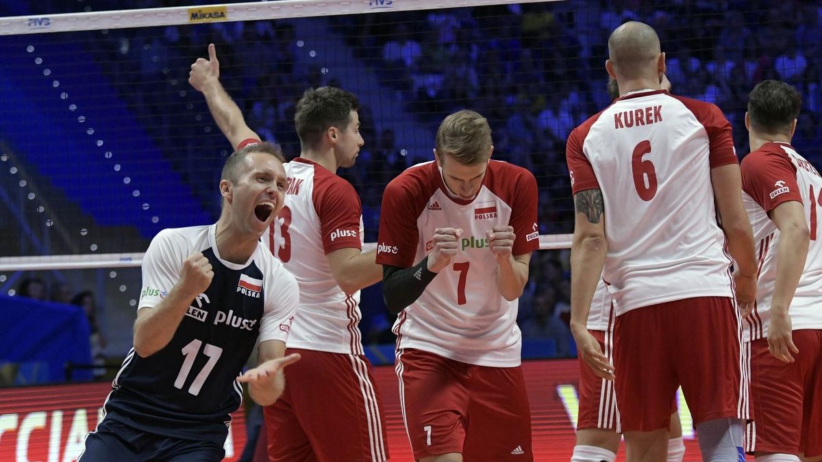 Trzy sety - tyle potrzebowali reprezentanci Polski, by pokonać w finale Brazylię