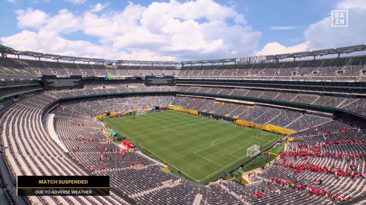 Twitter / Henrique Pereira / MetLife Stadium w East Rutherford