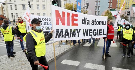 Warszawa. Górnicy protestują w centrum miasta