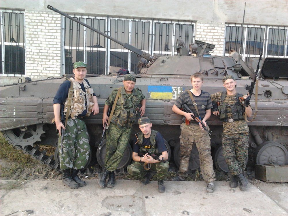 Zdjęcia z profilu Aroszynowa