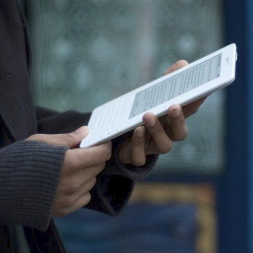 Oficjalne zdjęcia i cena Amazon Kindle 2 1