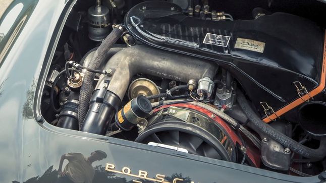 260-konna jednostka z 911 (930) Turbo ma dwa razy więcej mocy niż najmocniejszy oryginalnie montowany silnik w 356