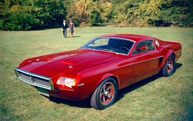 1965 Ford Mustang Mach 1 Concept (fot. wallpapermydesktop.com)