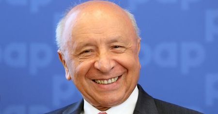 Chazan dostał nagrodę od arcybiskupa. "Uczy nas pan nieobojętności"