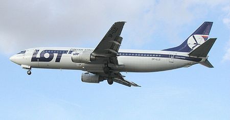 Warszawa. Awaryjne lądowanie Boeinga 737 na lotnisku Chopina