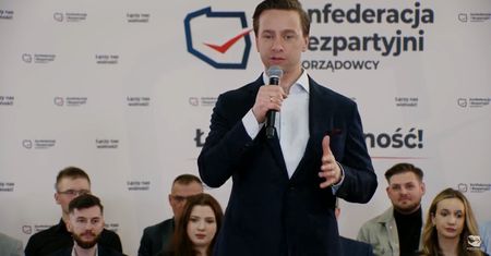 Bosak ujawnia, co usłyszał od członka rządu PiS. "Ściszonym głosem"