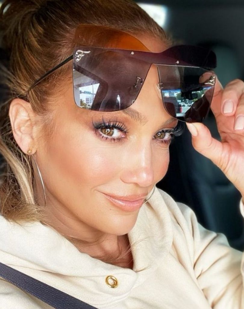 Fan Jennifer Lopez zachwycają się jej zdjęciem w kostiumie