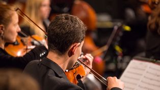 Porywające wykonanie II Symfonii Beethovena na zakończenie festiwalu "Klasyka bez granic". Dyrygował maestro Sebastian Perłowski