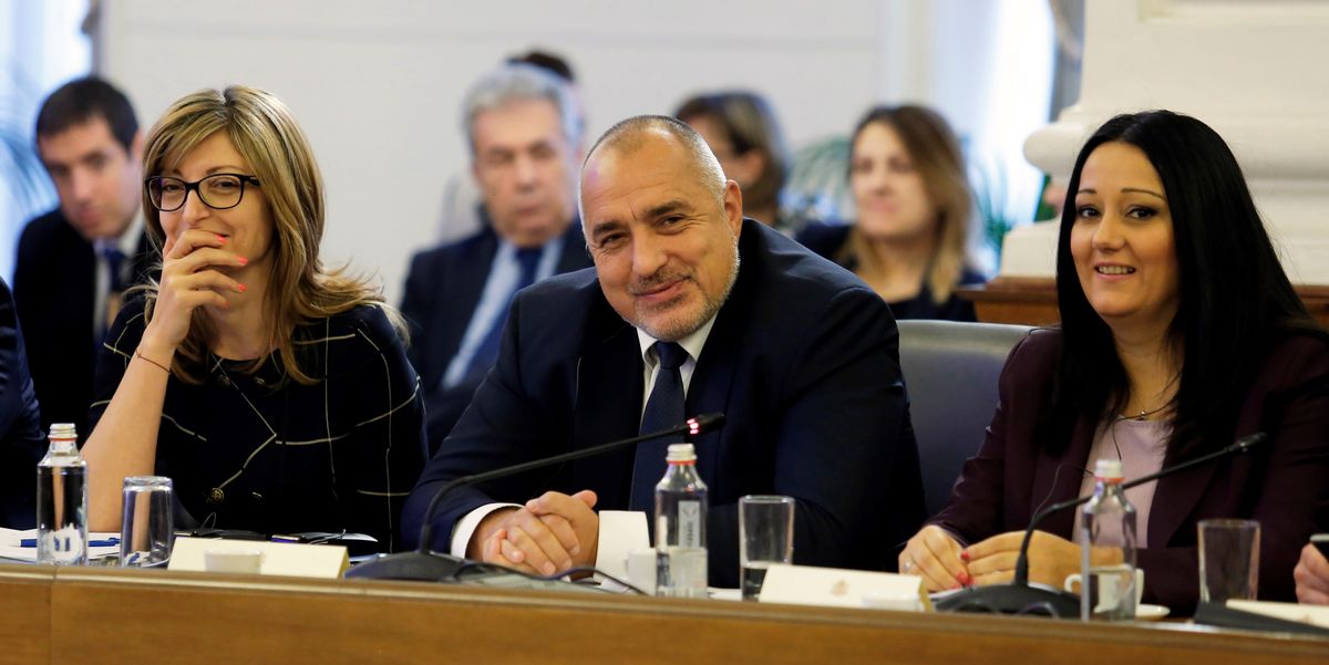 Były premier Bułgarii Bojko Borisov w środę obalił rząd, a w piątek doprowadził do zniesienia veta Bułgarii w sprawie przystąpienia Macedonii Północnej do Unii Europejskiej 