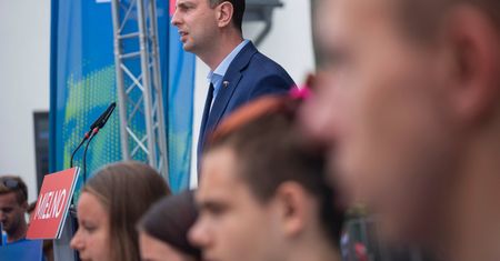 Kosiniak-Kamysz: obniżmy VAT z 23 na 15 proc. "Koniec karania Polaków za pracę"