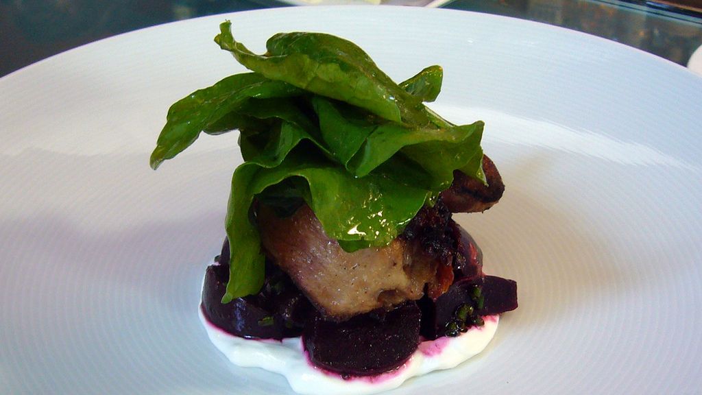 Moczony ozór z jagnięciny nowozelandzkiej gotowany na wolnym ogniu