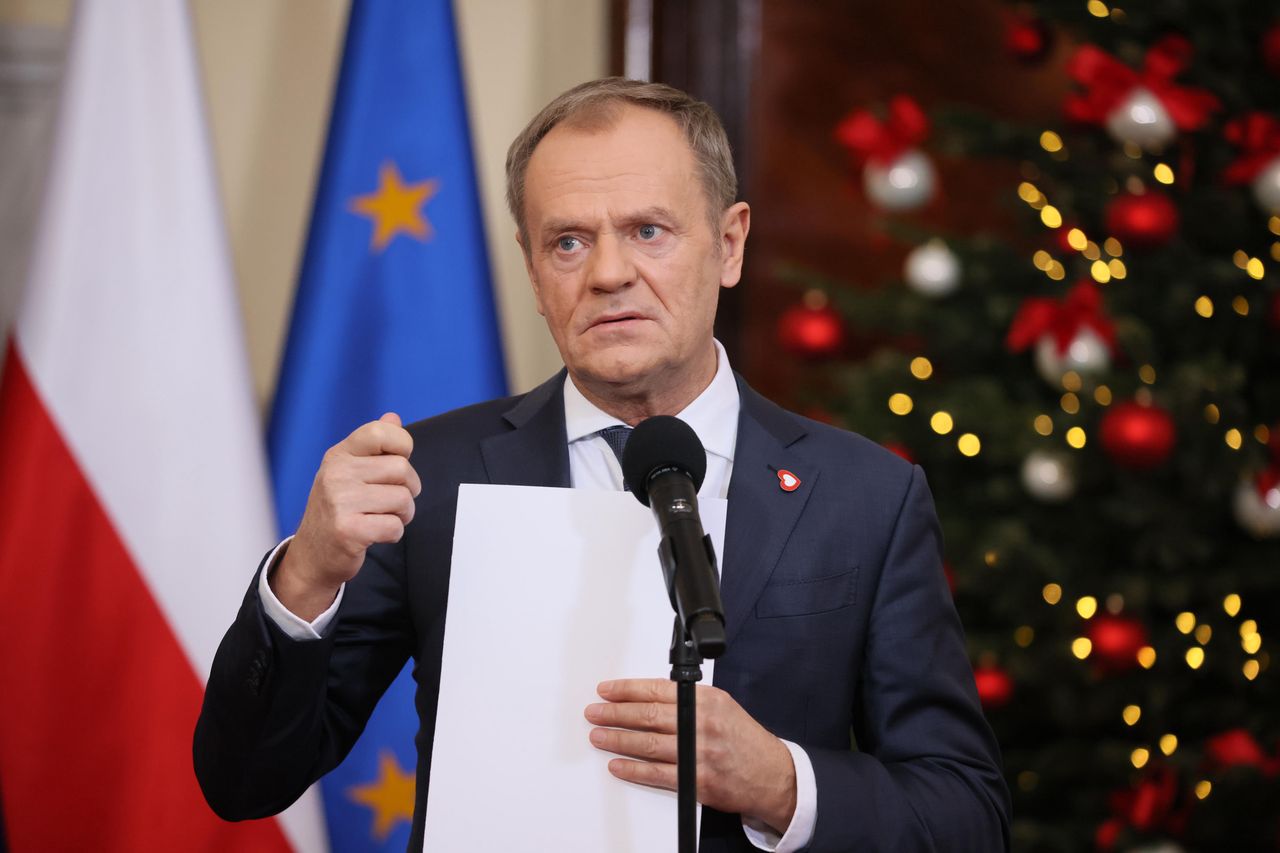 Tusk odsłonił karty ws. nowego programu. Będzie weryfikacja dochodów