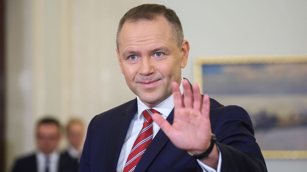 Warszawa, 08.05.2026. Prezydent RP Karol Nawrocki podczas uroczystości, 8 bm. w Pałacu Prezydenckim w Warszawie. Prezydent wyznaczył Bartosza Grodeckiego na szefa Biura Bezpieczeństwa Narodowego. Pod koniec kwietnia br. ze stanowiska szefa BBN zrezygnował Sławomir Cenckiewicz. (mr) PAP/Leszek Szymański