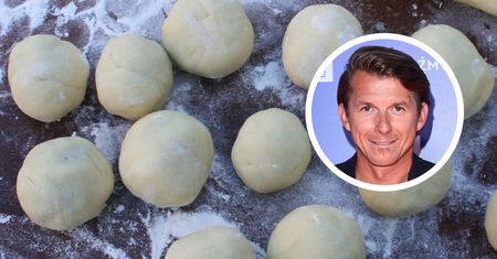 Okrasa zdradził przepis na delikatne kluski. Ziemniaki zastępuje składnikiem z szafki