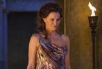 Lucy Lawless w Salem