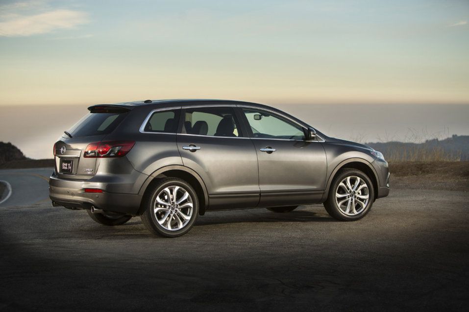 Odświeżona Mazda CX-9 na oficjalnych zdjęciach [galeria] 5
